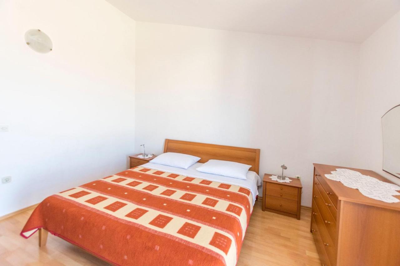 Apartments Matejka Primosten Ngoại thất bức ảnh