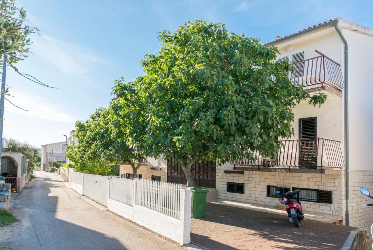 Apartments Matejka Primosten Ngoại thất bức ảnh