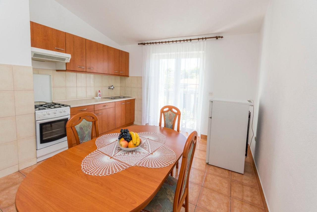 Apartments Matejka Primosten Ngoại thất bức ảnh