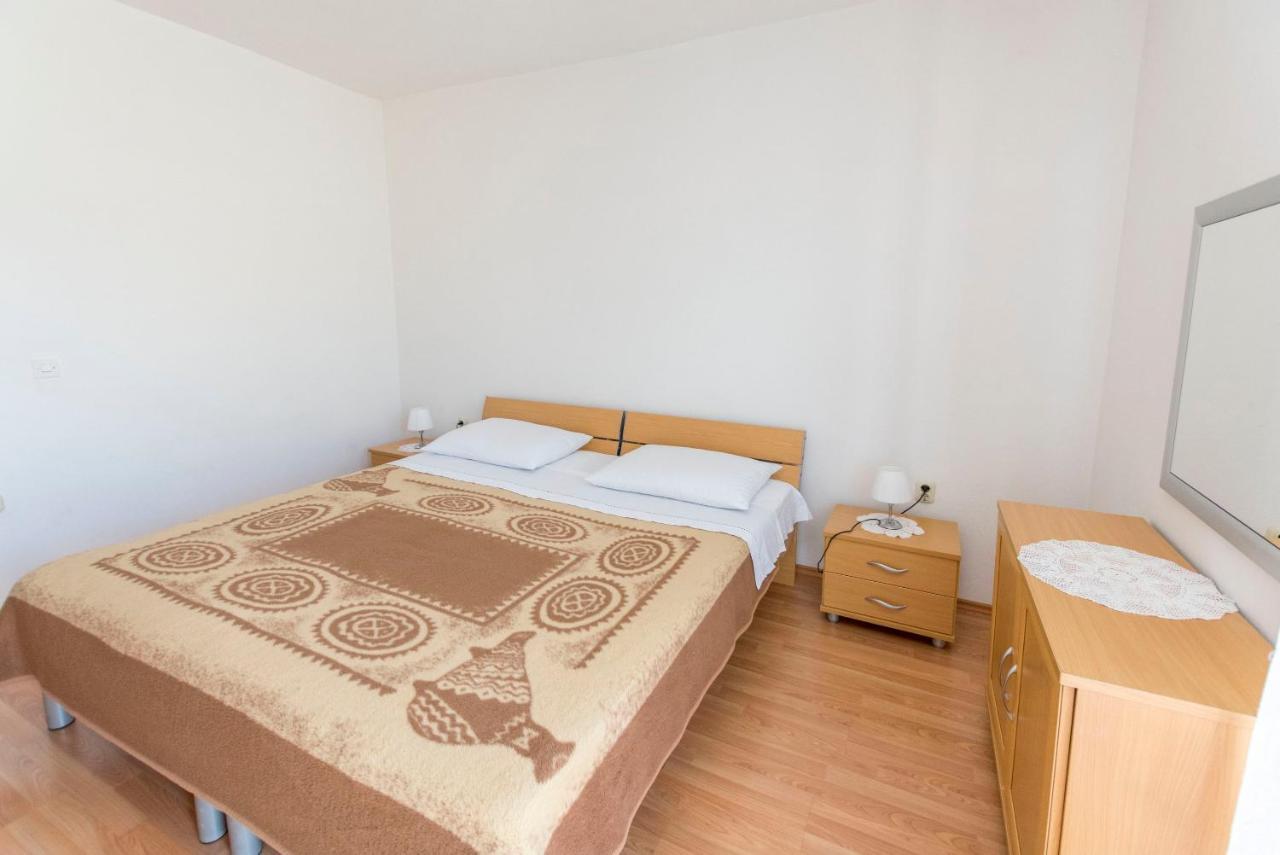 Apartments Matejka Primosten Ngoại thất bức ảnh
