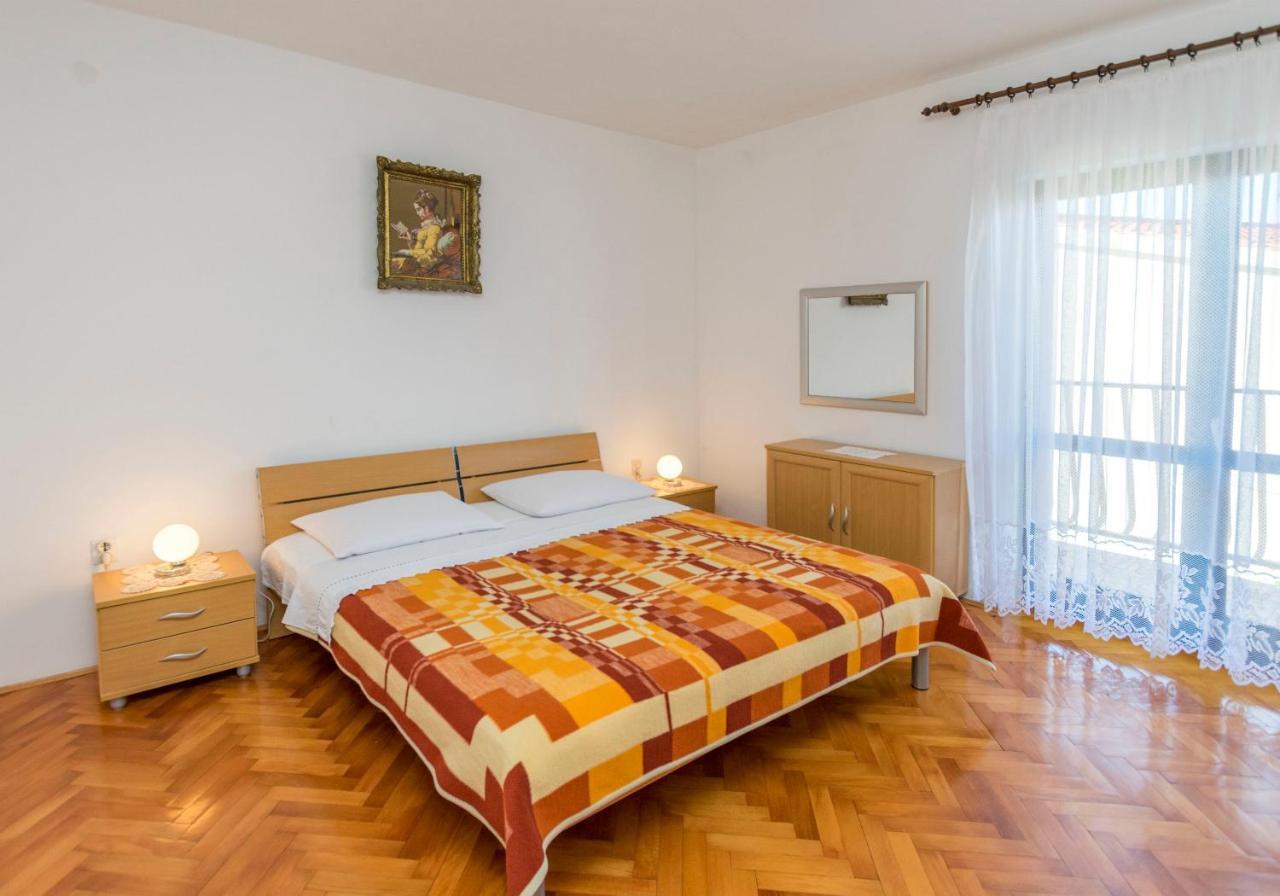 Apartments Matejka Primosten Ngoại thất bức ảnh
