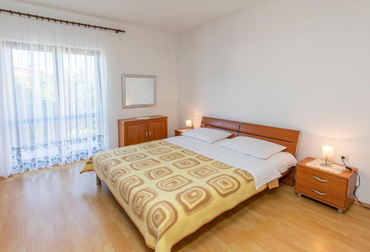 Apartments Matejka Primosten Ngoại thất bức ảnh